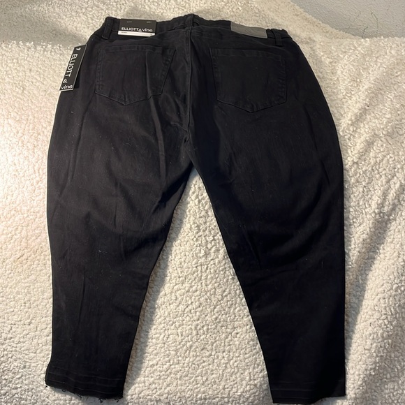 ELLIOTT & VINE Black Skinny Woman’s Jeans , Stretch - Picture 9 of 9